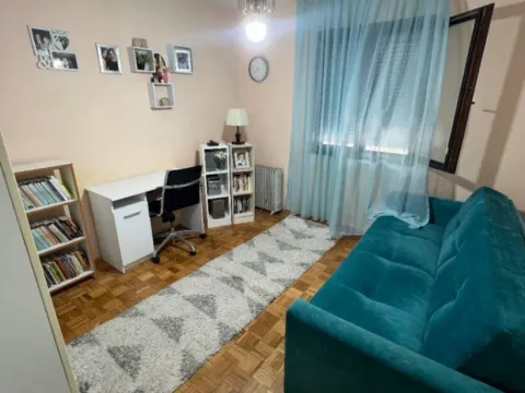 Izdavanje, stan, 85m², Centar, Bar - image 11