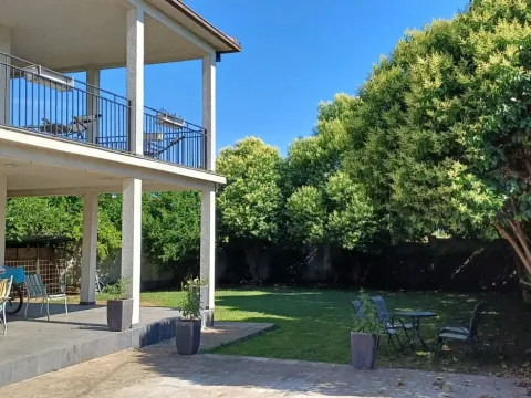 Izdavanje, kuća, 260m², Donji Kokoti, Podgorica - image 2