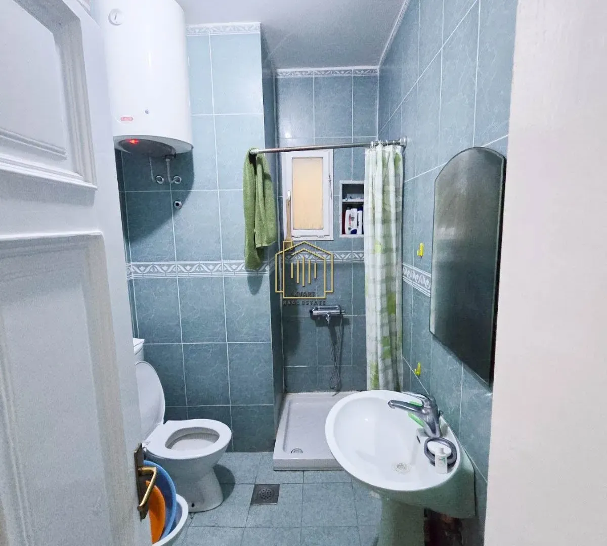 Prodaja, trosoban stan, 72m², Kotor, Crna Gora