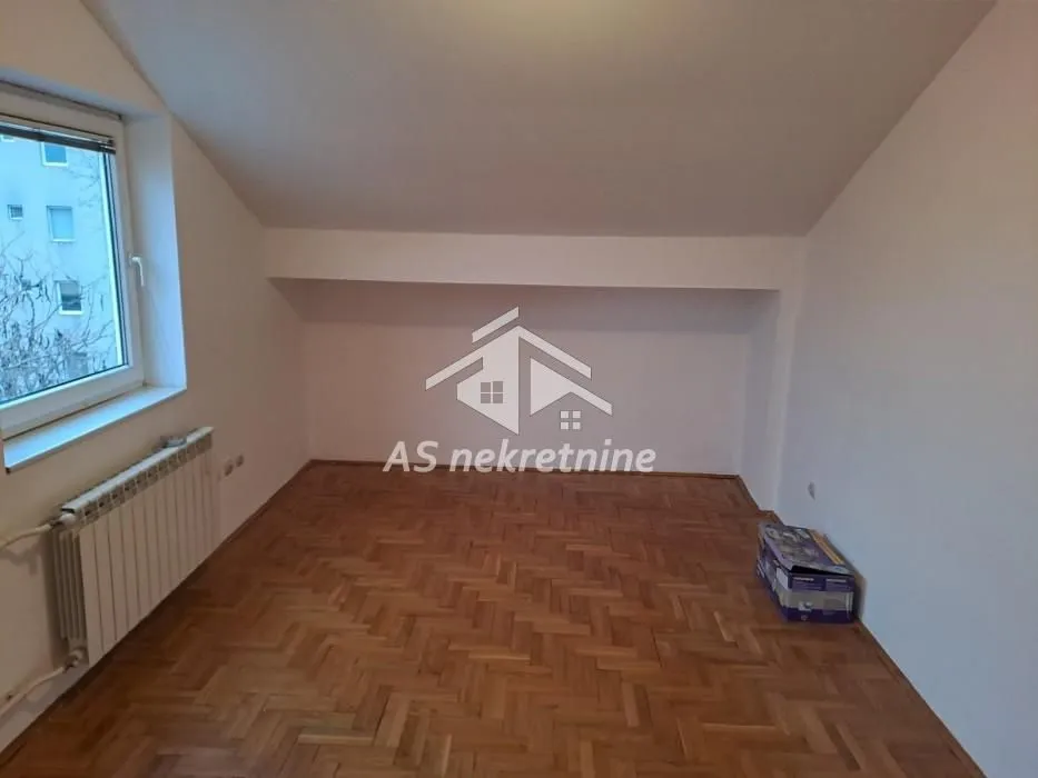 Prodaja, dvosoban stan, 50m², Žarkovo, Beograd