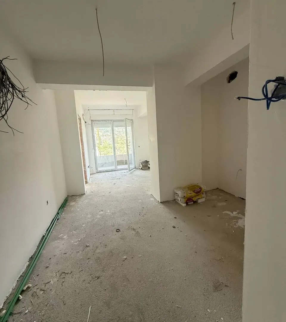 Sale, two bedroom apartment, 60m², Bjeliši, Bar