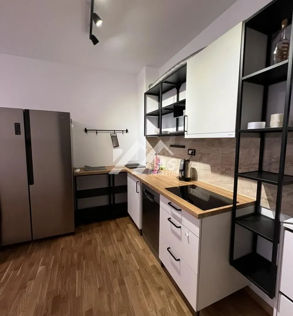 Izdavanje, jednosoban stan, 35m², Vidovdansko naselje, Novi Sad Sve Podlokacije