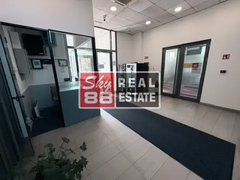 Rent, office space, 330m², Bezanijska Kosa 1, Bežanijska Kosa Sve Podlokacije - image 4