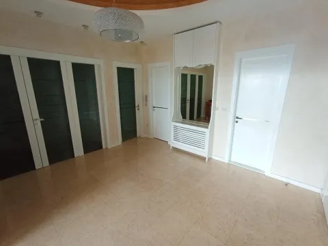 Sale, three bedroom apartment, 270m², Centar, Podgorica - image 22