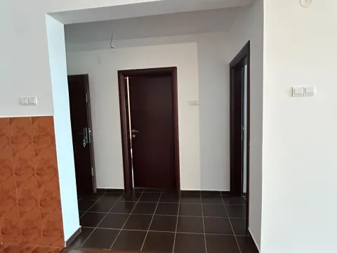 Sale, one bedroom apartment, 85m², Petrovac, Budva - image 6