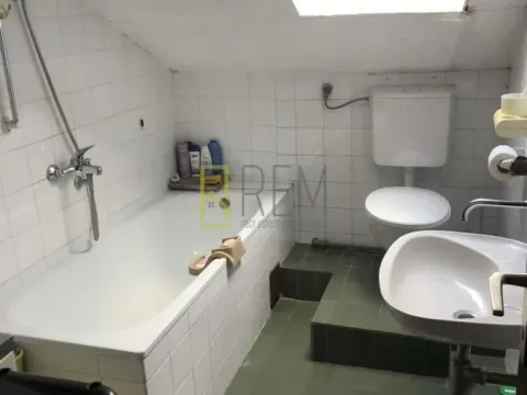 Sale, three bedroom apartment, 95m², Centar, Podgorica - image 8