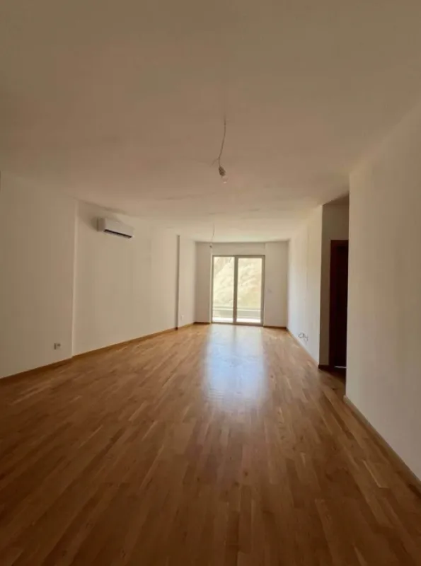Sale, two bedroom apartment, 62m², Bečići, Budva