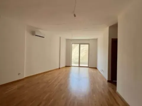 Sale, two bedroom apartment, 62m², Bečići, Budva - image 1