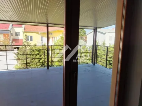 Rent, house, 268m², Avijatičarsko naselje, Novi Sad Sve Podlokacije - image 16