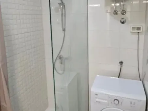 Izdavanje, jednosoban stan, 47m², City Kvart, Podgorica - image 4