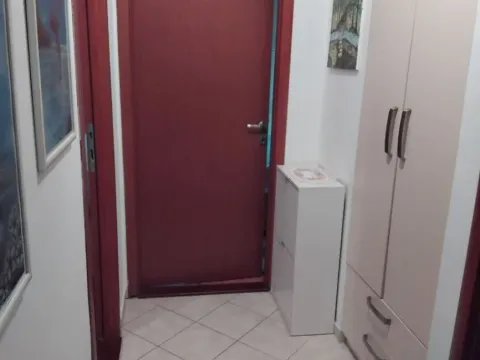 Izdavanje, jednosoban stan, 45m², City Kvart, Podgorica - image 7