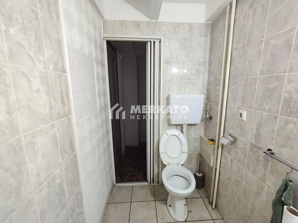 Sale, office space, 70m², Lesnina, Zrenjanin