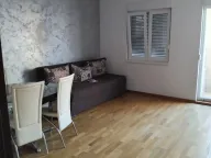 Izdavanje, jednosoban stan, 50m², City Kvart, Podgorica