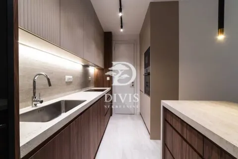 Izdavanje, trosoban stan, 130m², Crveni Krst, Beograd - image 7