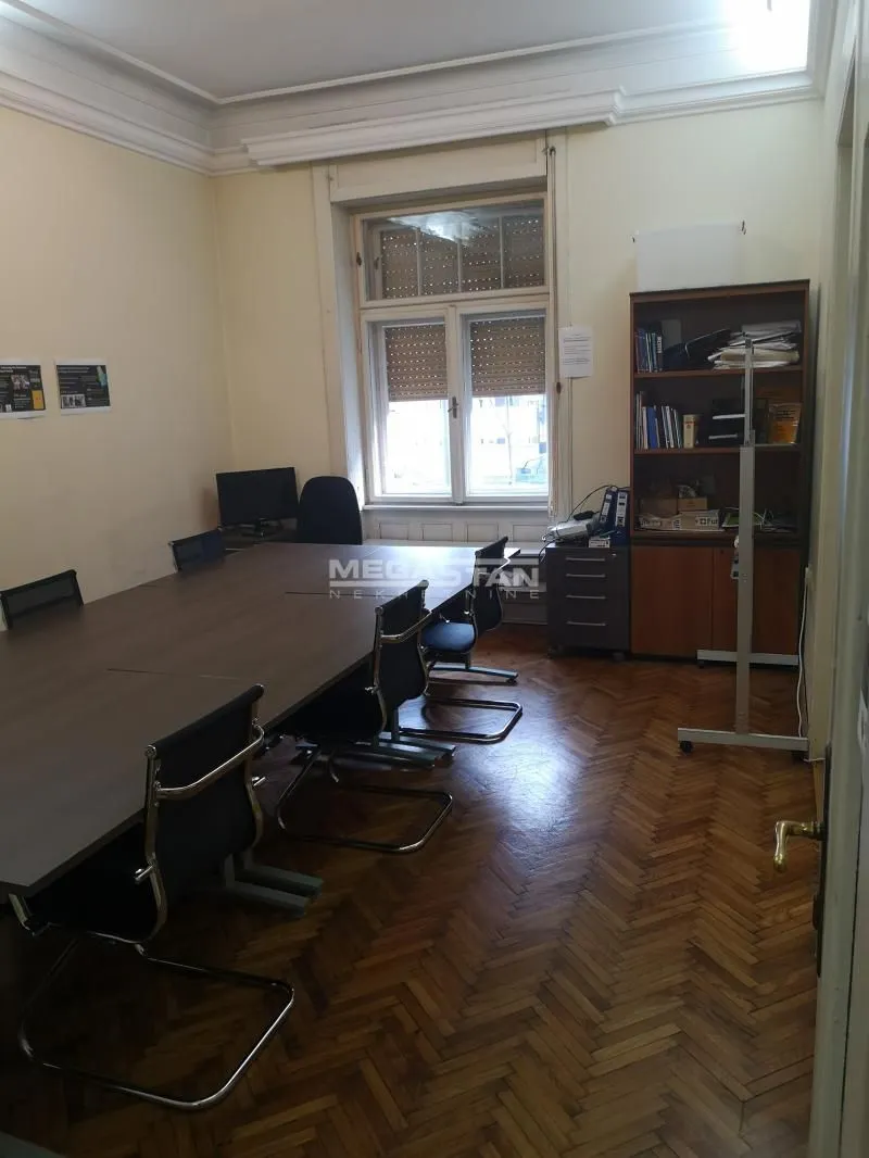 Rent, office space, 132m², Skadarlija, Beograd