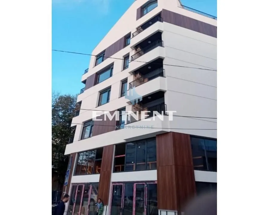 Izdavanje, dvosoban stan, 48m², Lekino Brdo, Voždovac Sve Podlokacije