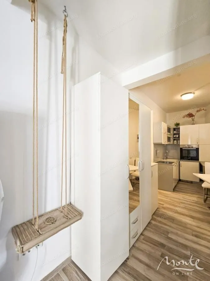 Prodaja, jednosoban stan, 38m², Bečići, Budva