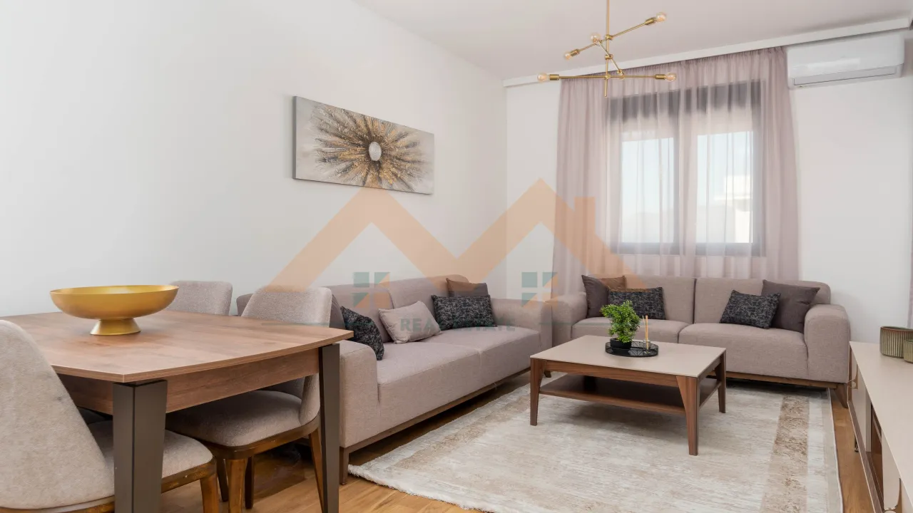 Izdavanje, jednosoban stan, 47m², City Kvart, Podgorica