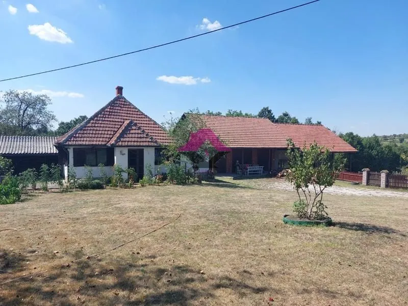 Prodaja, kuća, 583m², Progoreoci, Arandjelovac