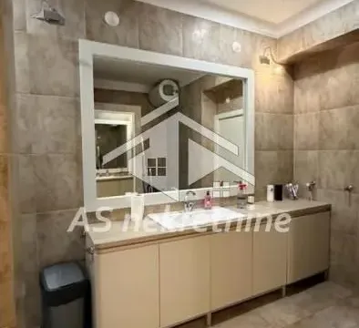 Izdavanje, poslovni prostor, 223m², Kalenić Pijaca, Vračar Sve Podlokacije - image 22