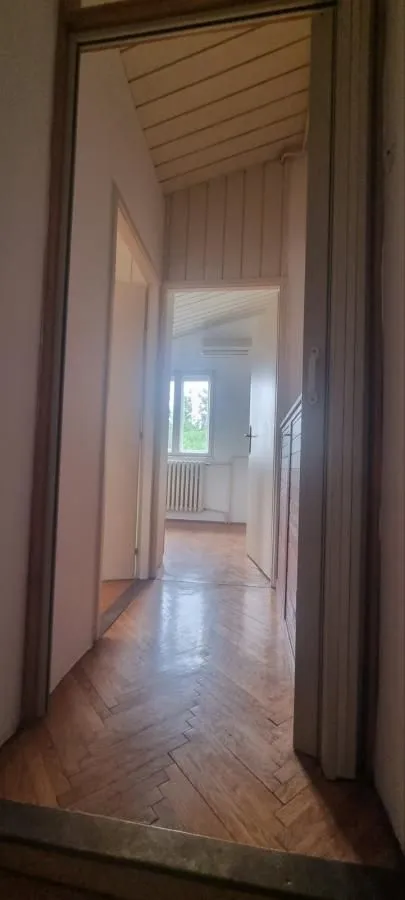 Prodaja, trosoban stan, 79m², Stari grad, Novi Sad