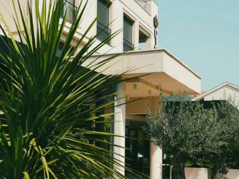 Prodaja, dvosoban stan, 97m², Donja Lastva, Tivat - image 2