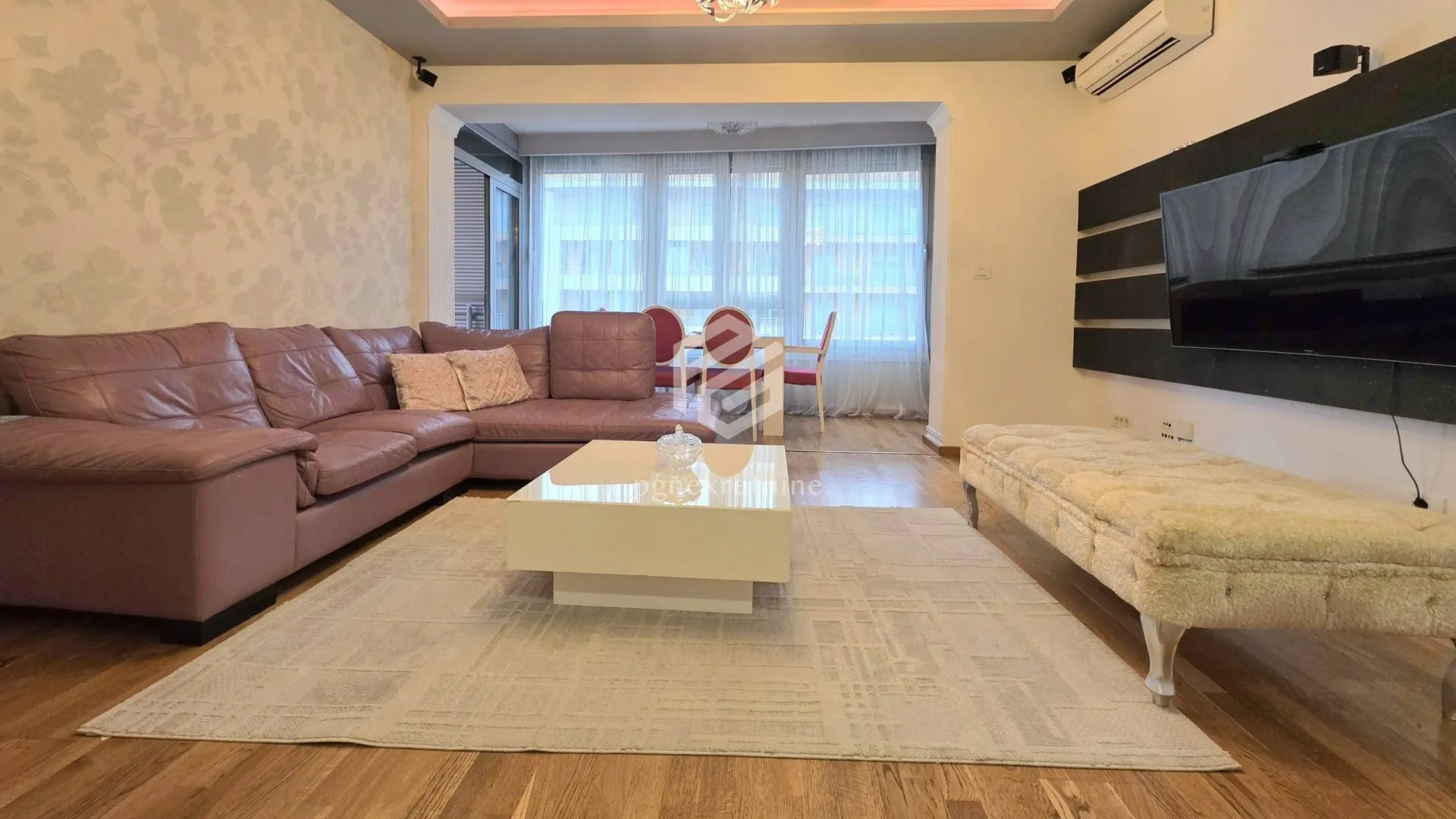 Rent, two bedroom apartment, 75m², City Kvart, Podgorica