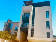 Rent, one bedroom apartment, 47m², Kalimanj, Tivat - image 6