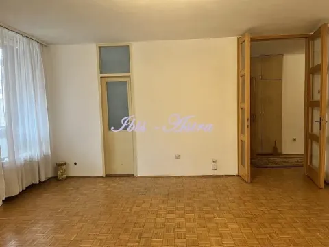 Rent, three bedroom apartment, 84m², Kalenić Pijaca, Vračar Sve Podlokacije - image 2