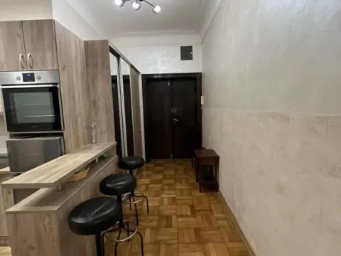 Izdavanje, dvosoban stan, 70m², Stari Grad, Beograd - image 2
