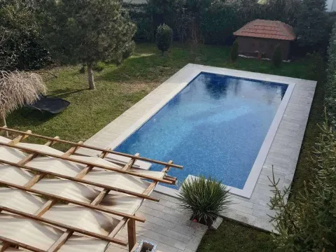 Prodaja, kuća, 340m², Gorica C, Podgorica - image 9