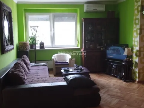 Sale, three bedroom apartment, 78m², Centar, Pančevo