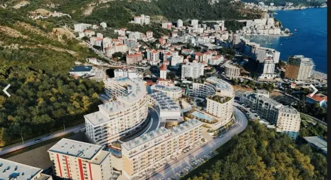 Sale, one bedroom apartment, 51m², Bečići, Budva - image 2