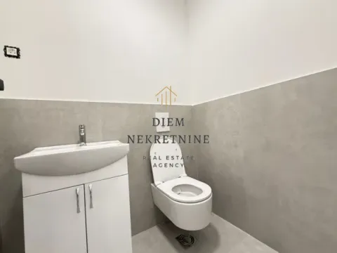 Rent, office space, 95m², City Kvart, Podgorica - image 4