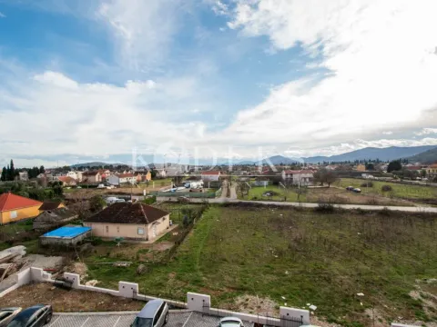 Rent, one bedroom apartment, 37m², Tološi, Podgorica - image 9