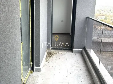 Prodaja, dvosoban stan, 80m², Pobrežje, Podgorica - image 8