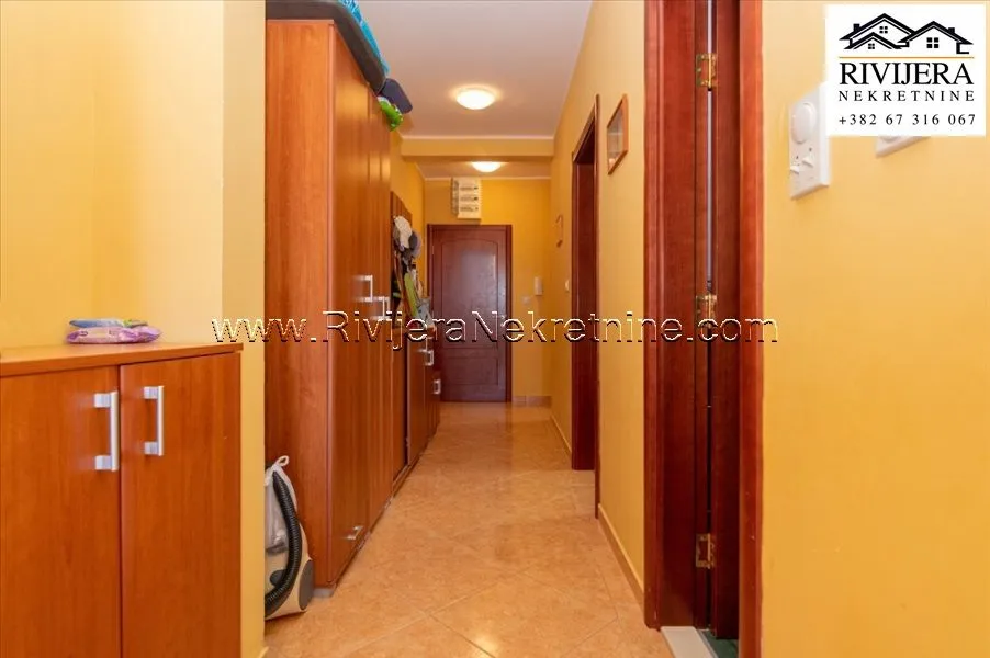 Prodaja, dvosoban stan, 86m², Igalo, Herceg Novi