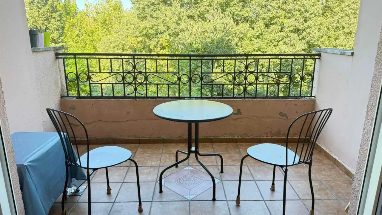 Izdavanje, jednosoban stan, 55m², Centar, Podgorica