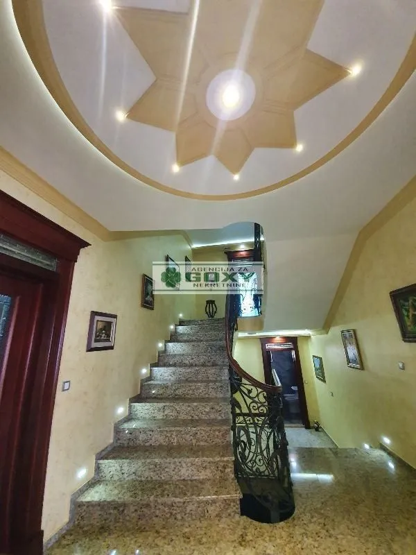 Prodaja, kuća, 1218m², Vrnjačka Banja, Srbija