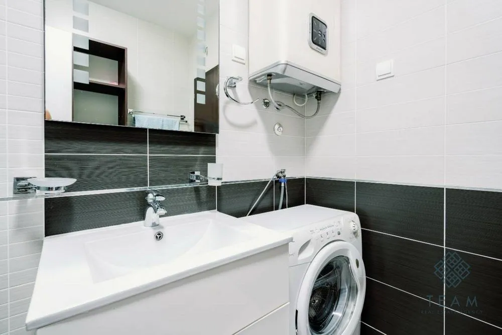 Sale, two bedroom apartment, 76m², Lazi, Budva