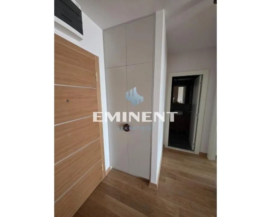 Izdavanje, dvosoban stan, 58m², Novi Beograd Blok 65, Novi Beograd Sve Podlokacije