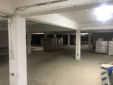 Prodaja, poslovni prostor, 570m², Labudovo Brdo, Beograd - image 1