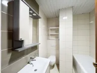 Izdavanje, dvosoban stan, 68m², City Kvart, Podgorica - image 9