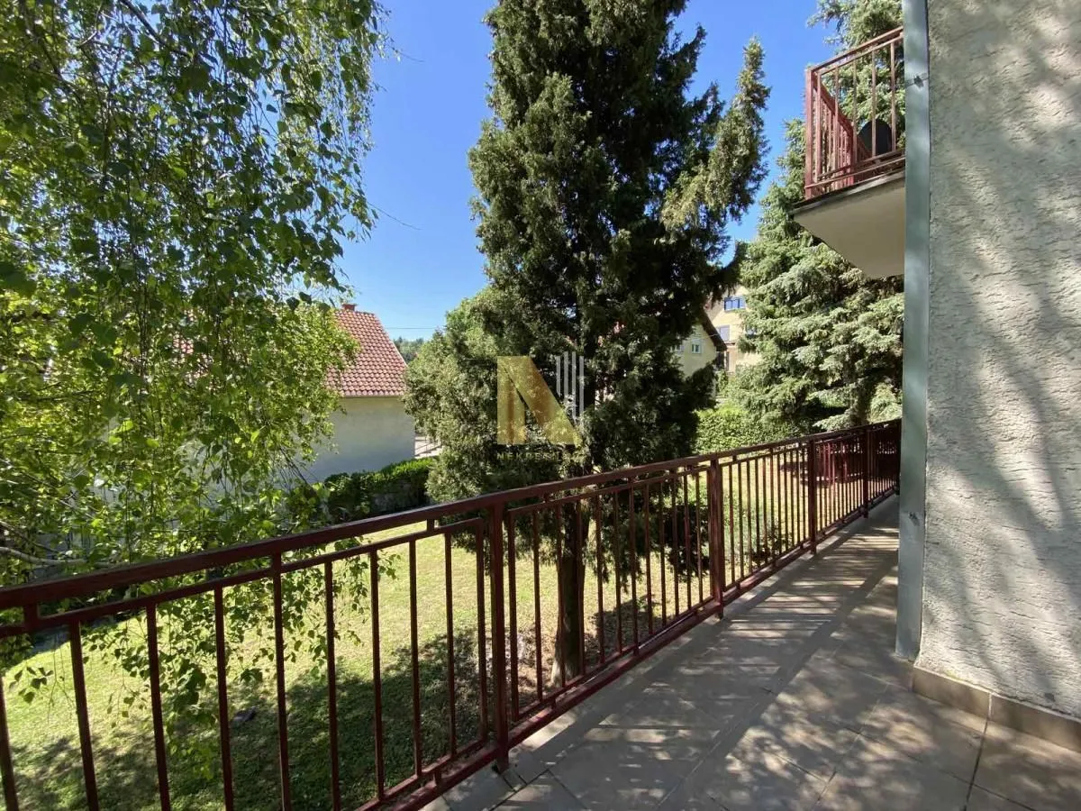 Prodaja, kuća, 160m², Sremska Kamenica, Petrovaradin