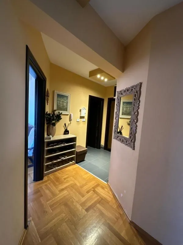Prodaja, trosoban stan, 91m², Kava, Tivat