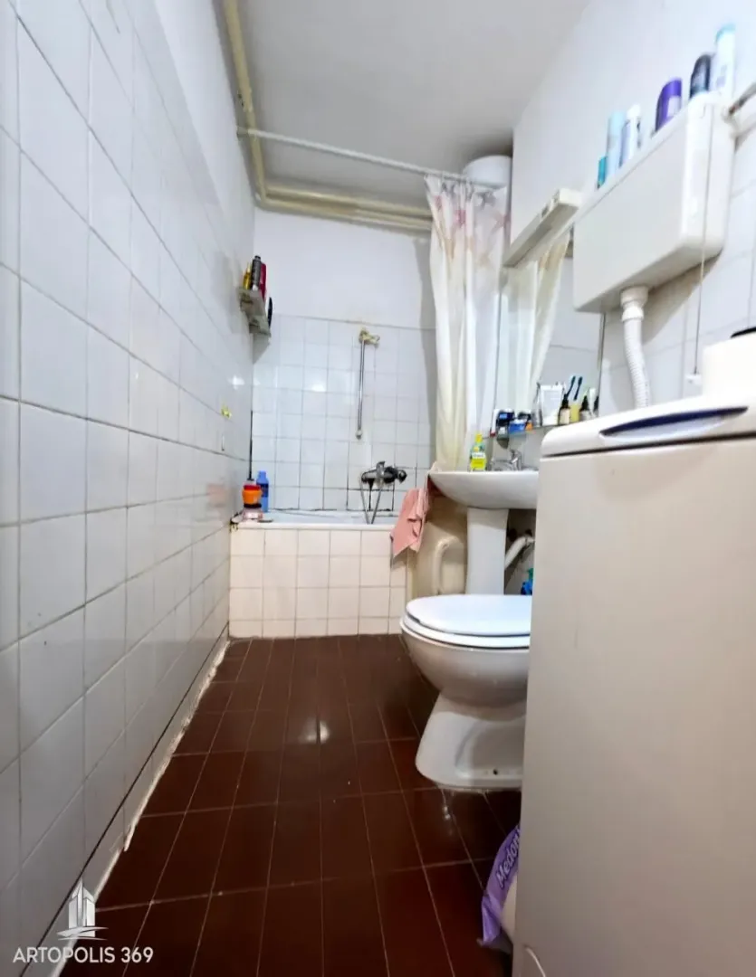 Prodaja, trosoban stan, 67m², Zvezdara Sve Podlokacije, Beograd