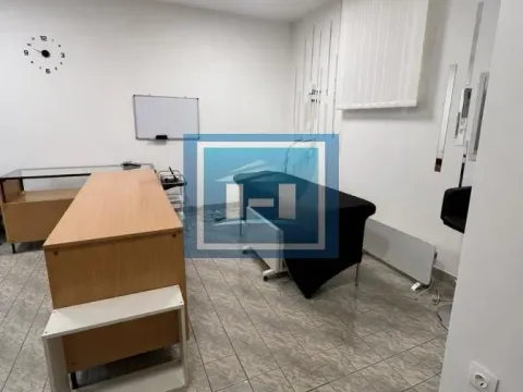 Sale, office space, 31m², Gloždak, Paraćin - image 1