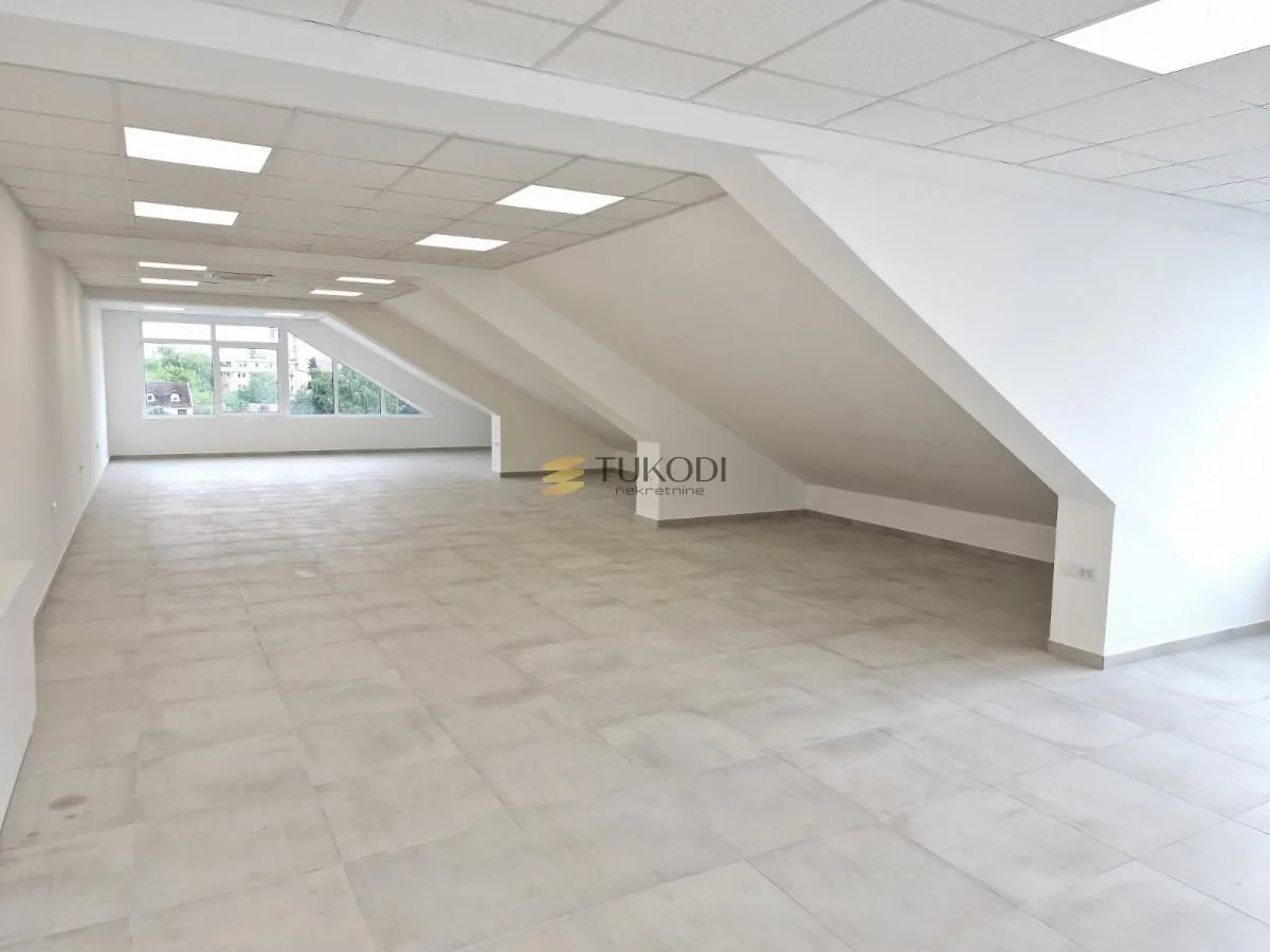 Rent, office space, 930m², Telep, Novi Sad Sve Podlokacije