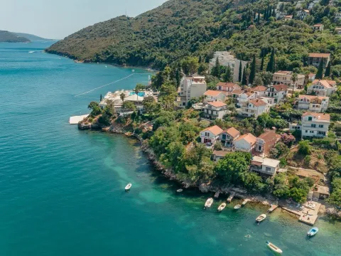 Sale, land lot, 832m², Herceg Novi, Crna Gora - image 7