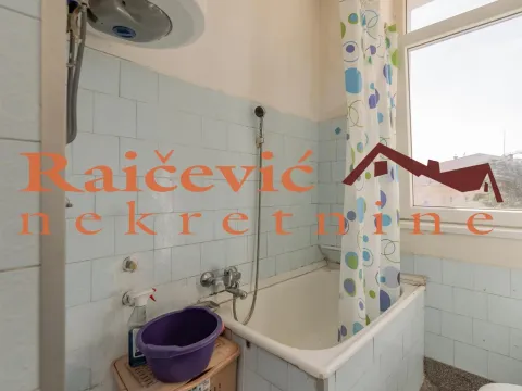 Prodaja, jednosoban stan, 43m², Crveni Krst, Beograd - image 17